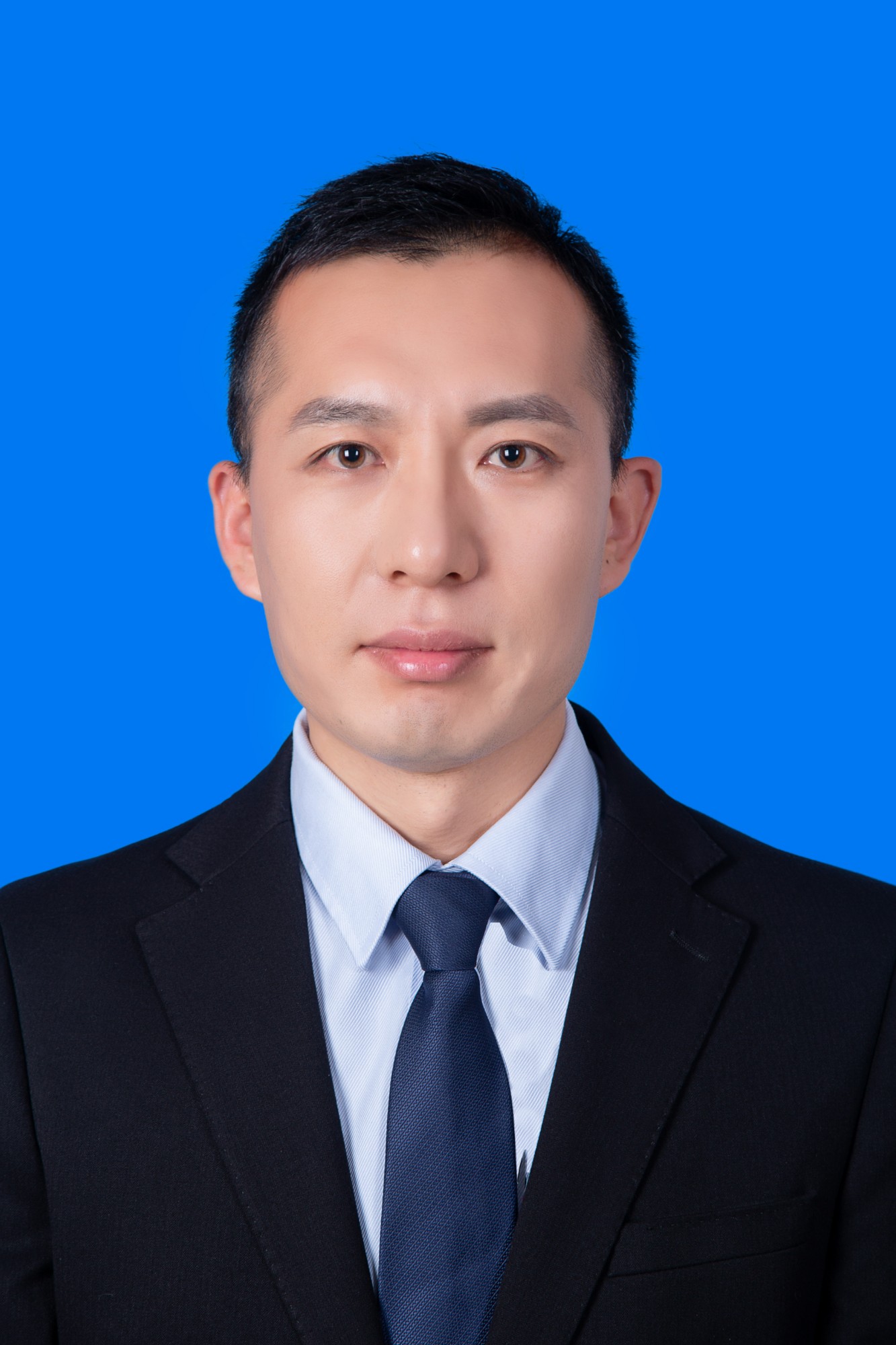 毛洪亮.jpg